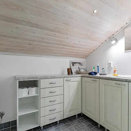 Holiday home Tuohiniemi By Interhome
